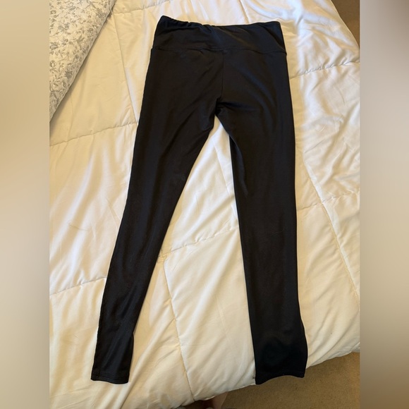 Chelsea DeBoer by Lily and Lottie black leggings size large - Picture 3 of 3